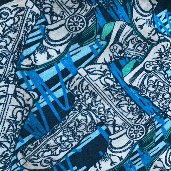 Tall and curvy cowboy boot LuLaRoe Leggings - Picture 2 of 4
